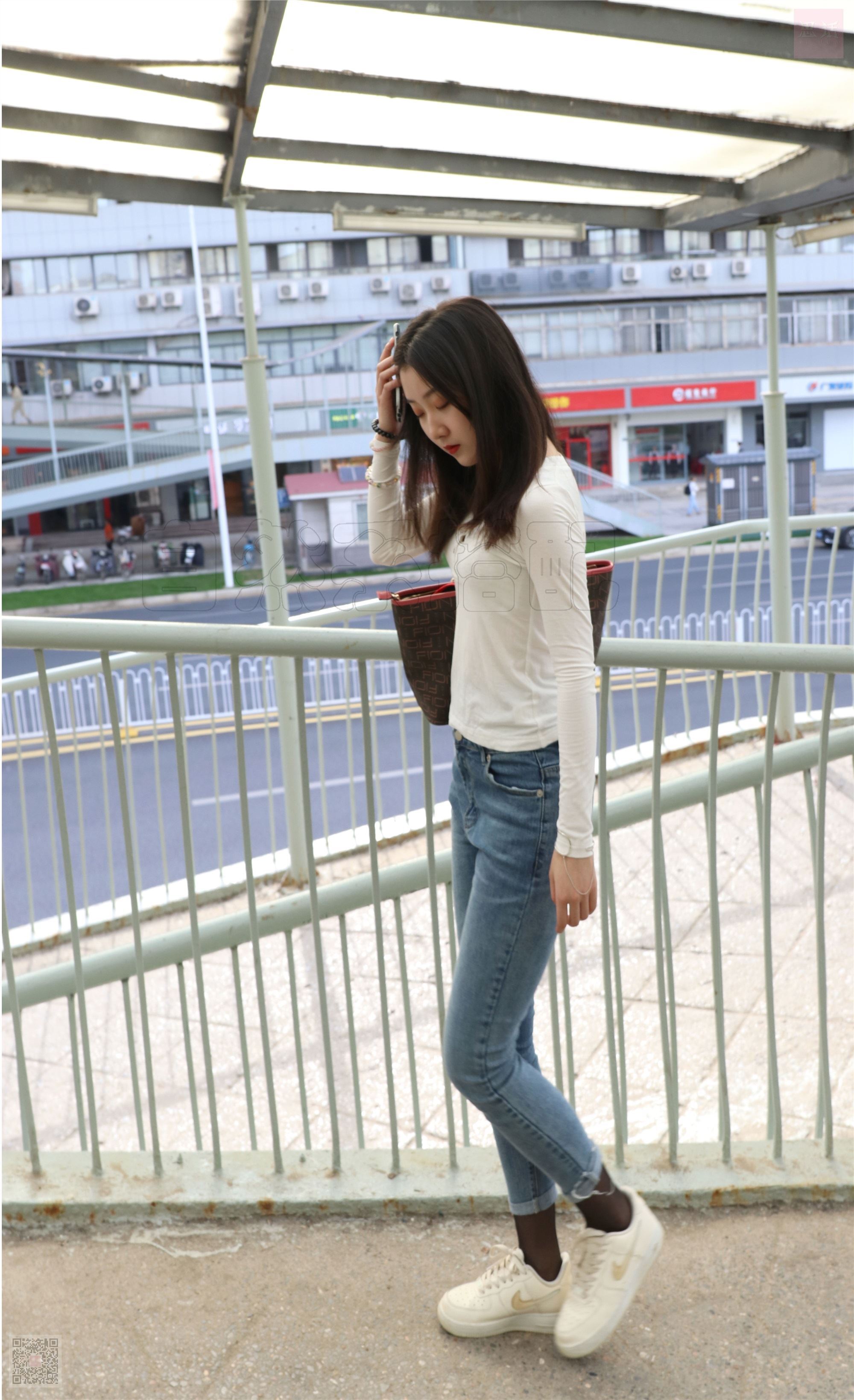 SiHua思话  SH026 露露 人群里的裤里斯